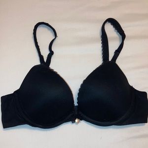 Women’s Victoria’s Secret Body by Victoria Black Push up plunge bra